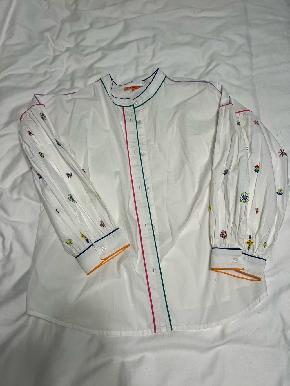Vilagallo White Button-Front Shirt with Multicolor Trim and Floral Embroidery